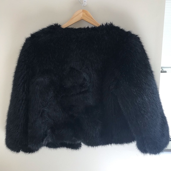 Banana Republic Faux Fur Cape/Jacket - Picture 4 of 8